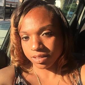 Meet your Posher, Leonna